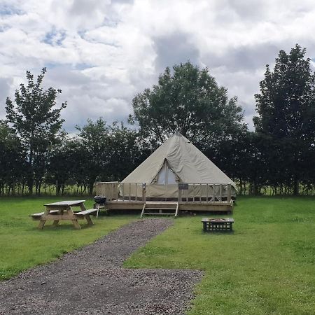 מלון לימוואדי Swanns Bridge Glamping מראה חיצוני תמונה