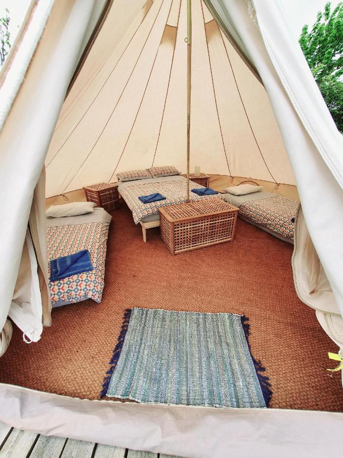 מלון לימוואדי Swanns Bridge Glamping מראה חיצוני תמונה